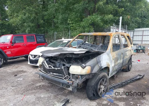 2003 Ford Escape Xlt из США, поврежденный, VIN 1FMYU93183KA92219